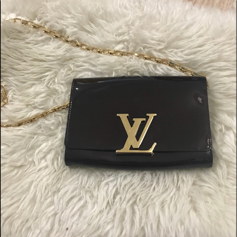 Louis Vuitton handbag chain Louise GM amarante
